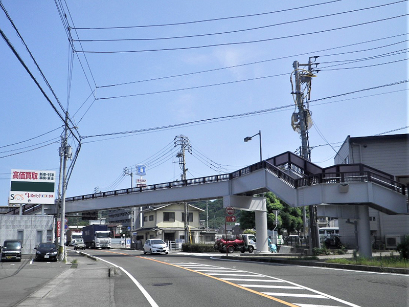 北吉田横断歩道橋
